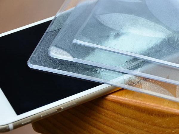 PVC軟玻璃定位斜邊切割機